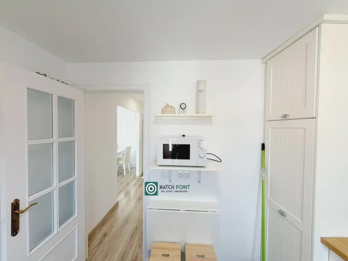 3 Zimmer Reihenhaus zu vermieten in Almunecar mit Pool Garage - 1.000 € (Ref: 10049667)