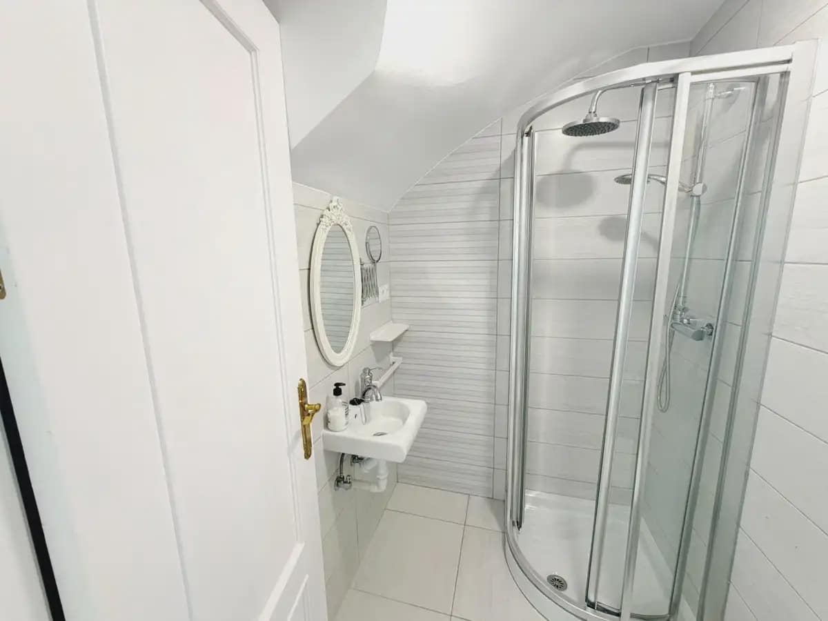3 Zimmer Reihenhaus zu vermieten in Almunecar mit Pool Garage - 1.000 € (Ref: 10049667)