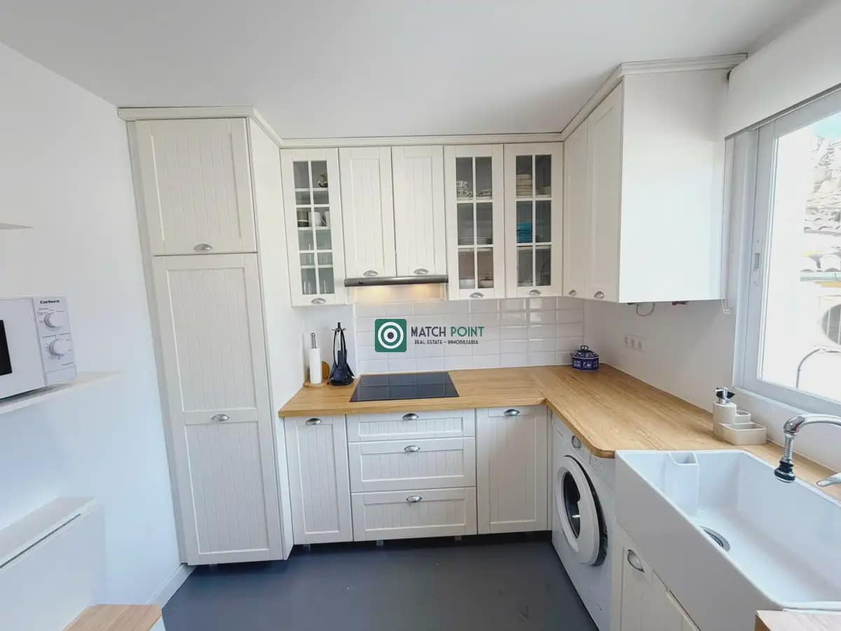 3 Zimmer Reihenhaus zu vermieten in Almunecar mit Pool Garage - 1.000 € (Ref: 10049667)