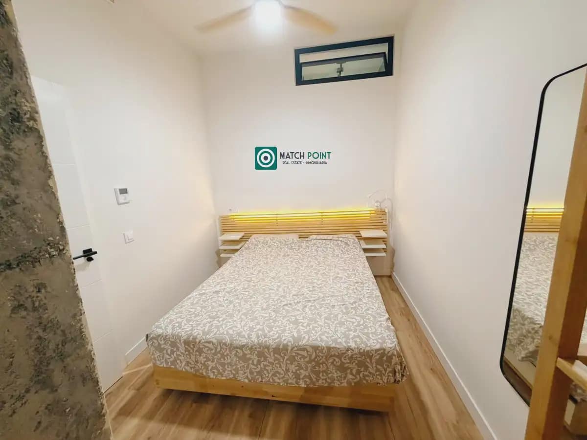 3 soveværelse Strandlejlighed til leje i Almunecar med garage - € 800 (Ref: 10055725)