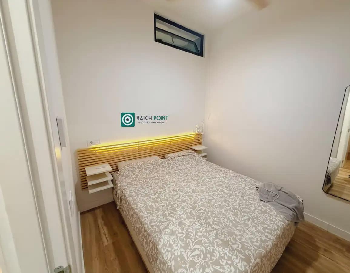 3 soveværelse Strandlejlighed til leje i Almunecar med garage - € 800 (Ref: 10055725)
