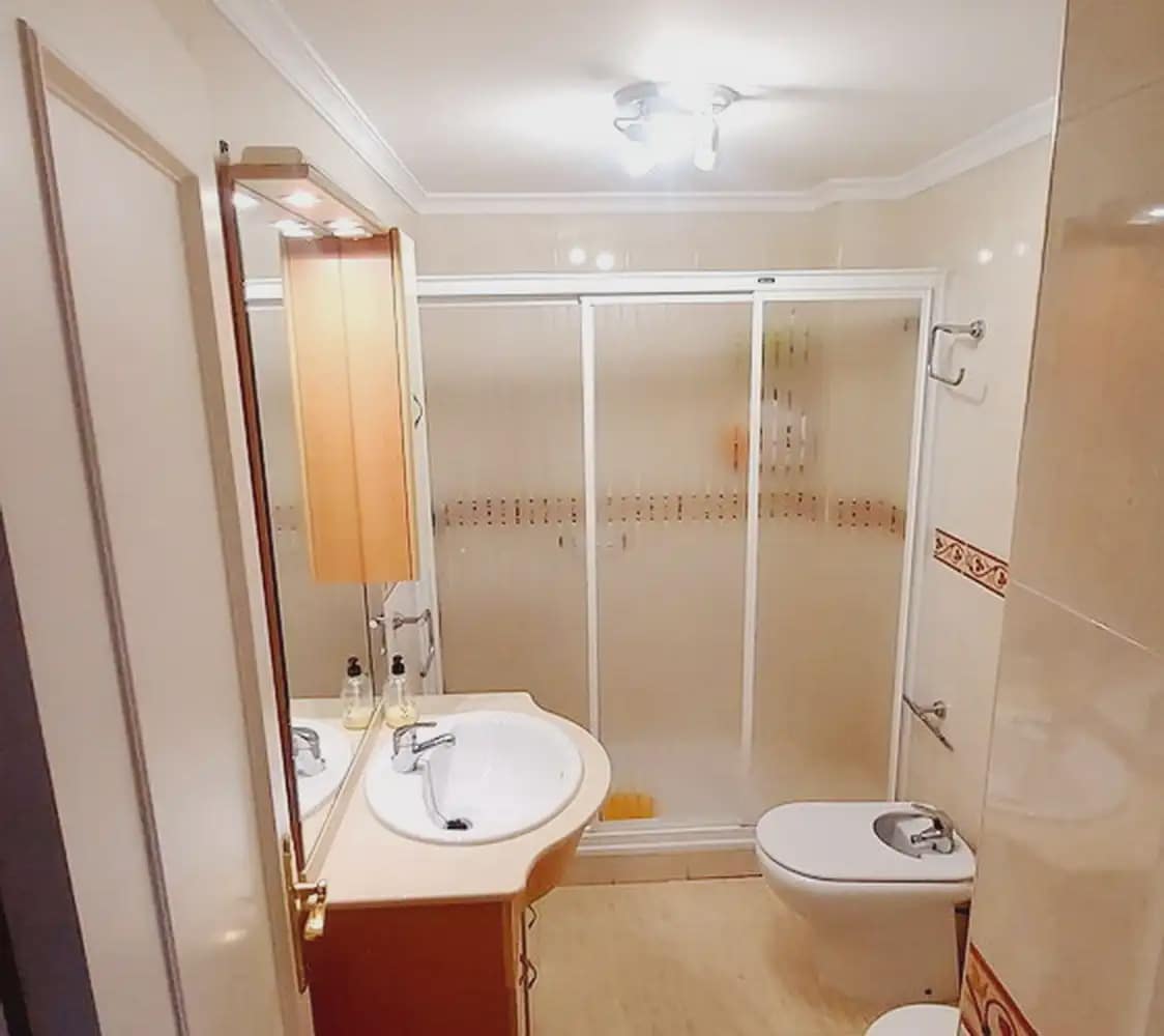 2 Zimmer Wohnung zu vermieten in Almunecar - 750 € (Ref: 10070168)