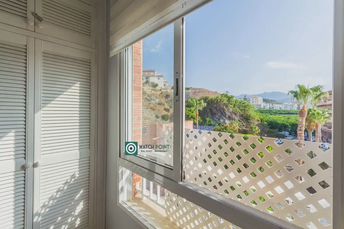 2 bedroom Flat for rent in Almunecar with pool garage - € 800 (Ref: 10091480)
