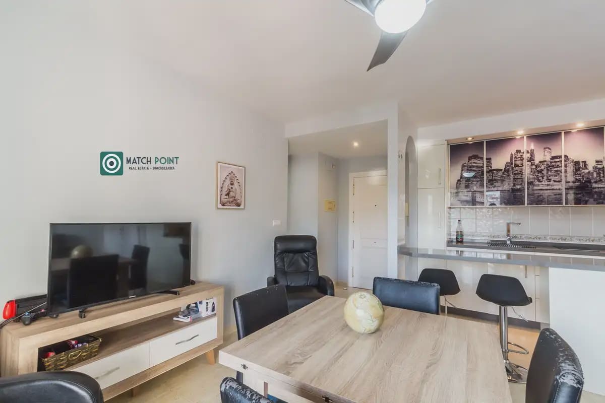 2 bedroom Flat for rent in Almunecar with pool garage - € 800 (Ref: 10091480)