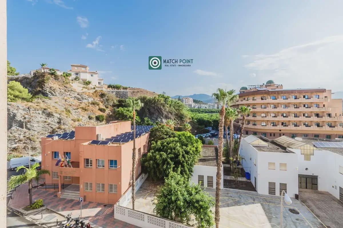 2 bedroom Flat for rent in Almunecar with pool garage - € 800 (Ref: 10091480)