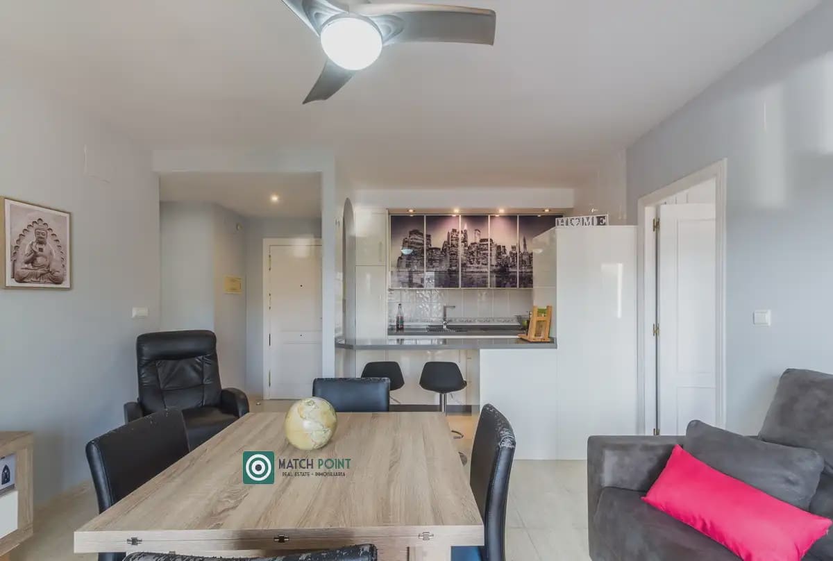 2 bedroom Flat for rent in Almunecar with pool garage - € 800 (Ref: 10091480)
