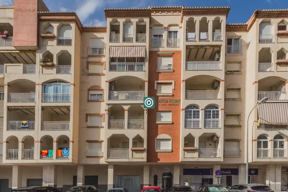2 bedroom Flat for rent in Almunecar with pool garage - € 800 (Ref: 10091480)