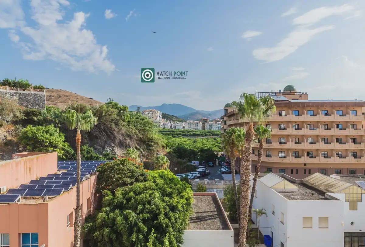 2 bedroom Flat for rent in Almunecar with pool garage - € 800 (Ref: 10091480)
