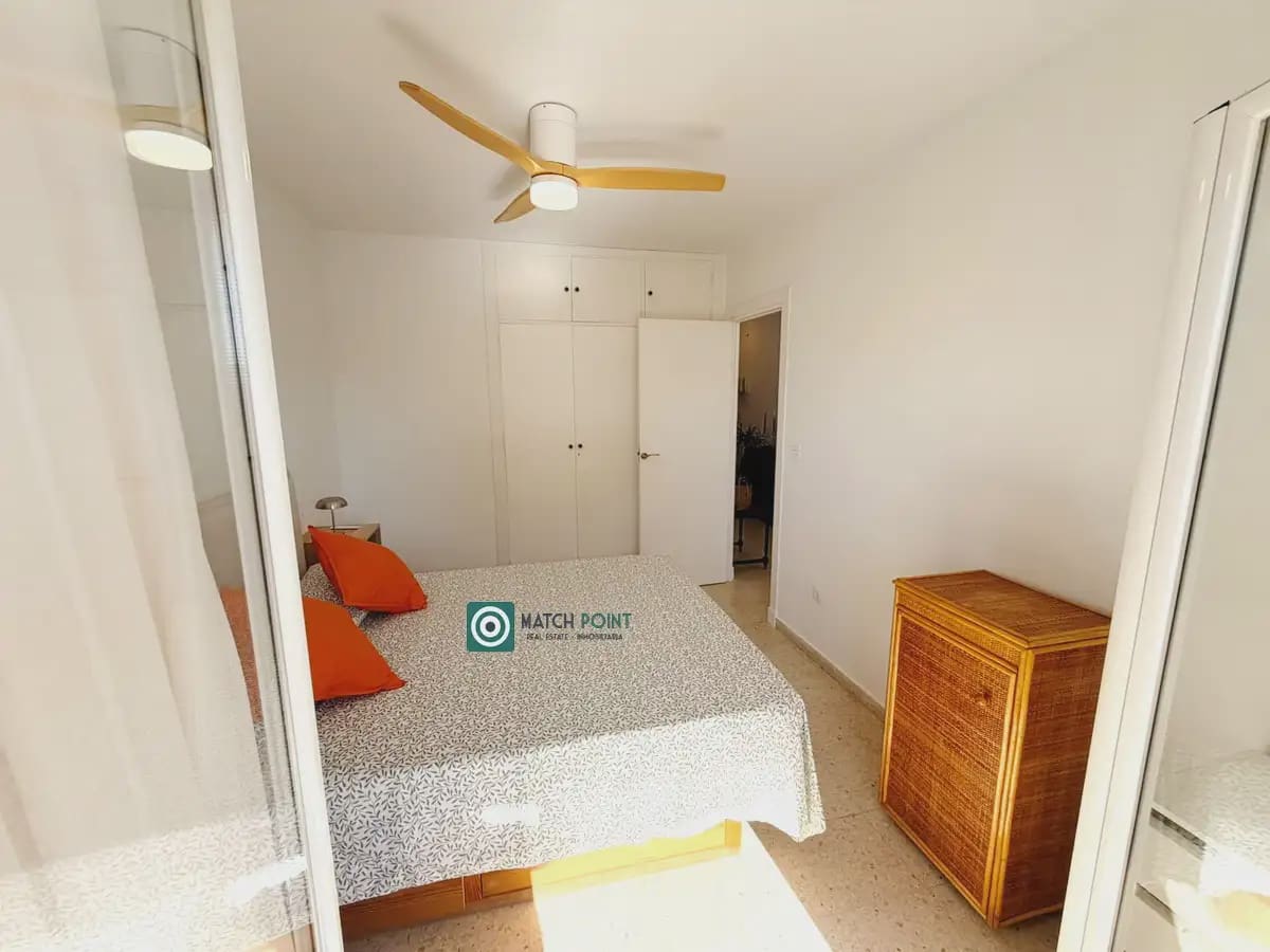 1 quarto Apartamento para arrendar em Almunecar - 600 € (Ref: 10098809)