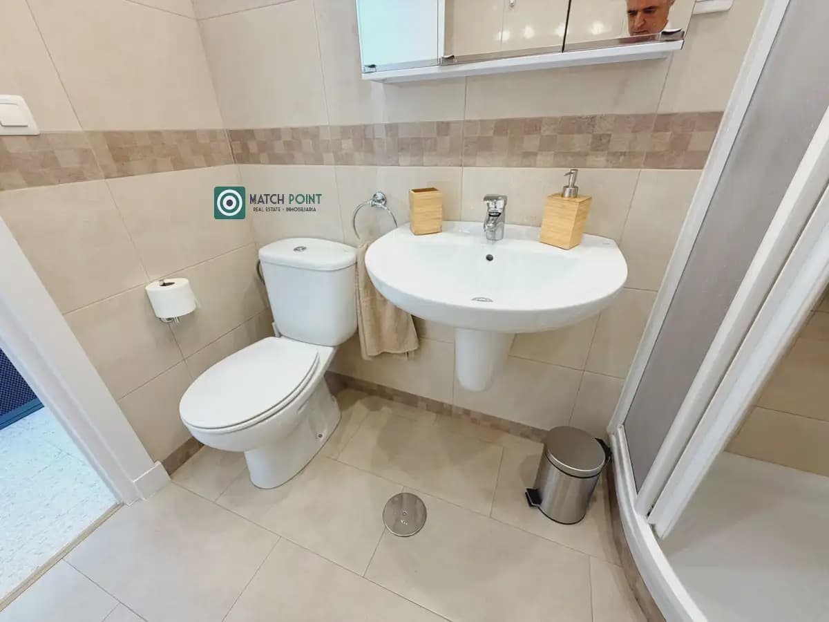 1 quarto Apartamento para arrendar em Almunecar - 600 € (Ref: 10098809)