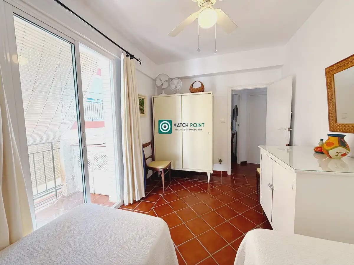 Piso de 2 habitaciones en Almuñécar en alquiler - 700 € (Ref: 10100526)