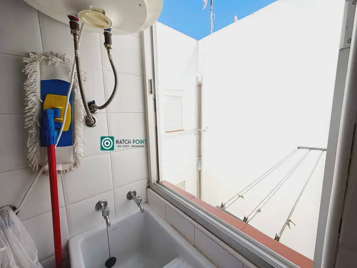 Piso de 2 habitaciones en Almuñécar en alquiler - 700 € (Ref: 10100526)