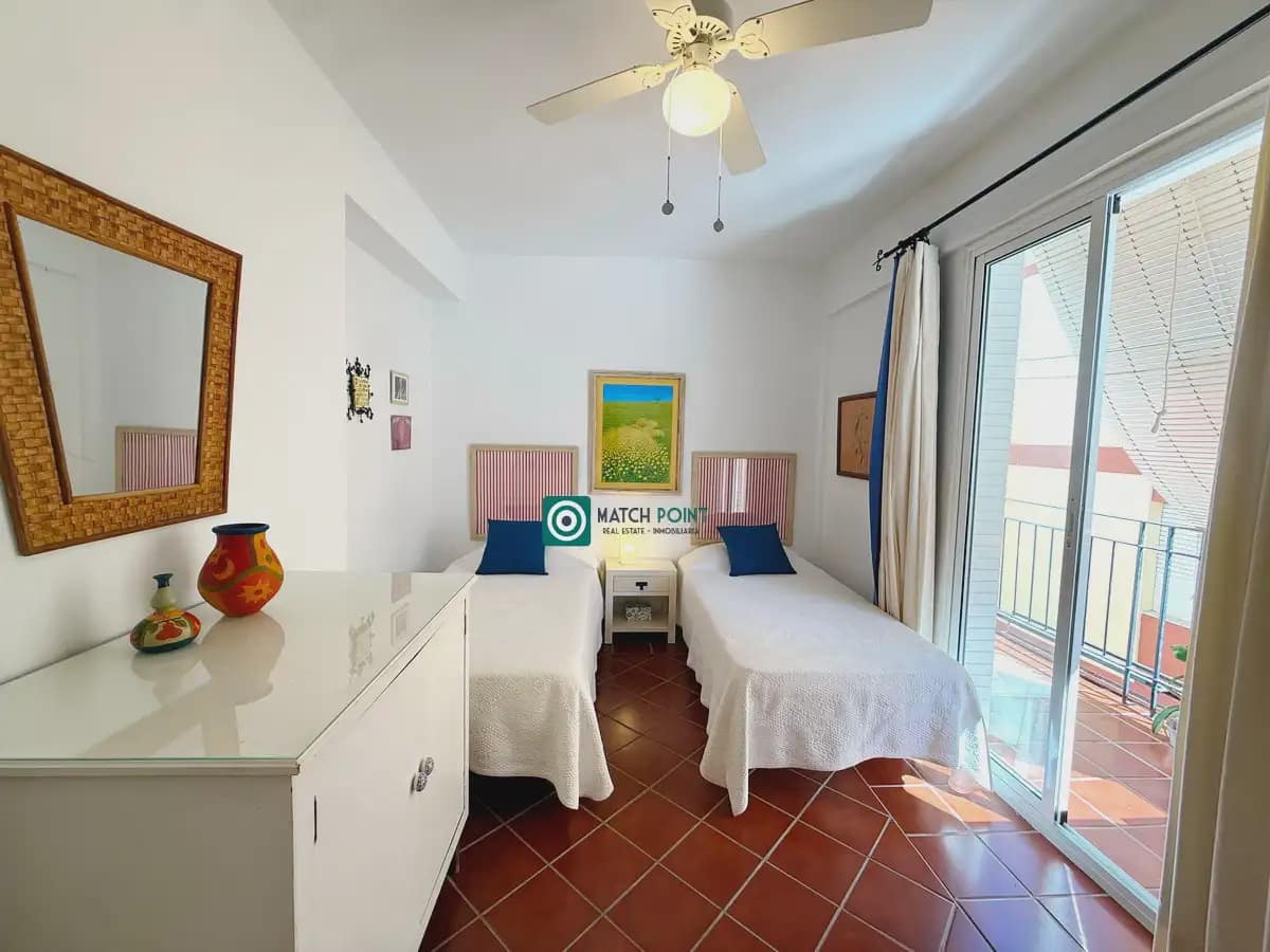 Piso de 2 habitaciones en Almuñécar en alquiler - 700 € (Ref: 10100526)
