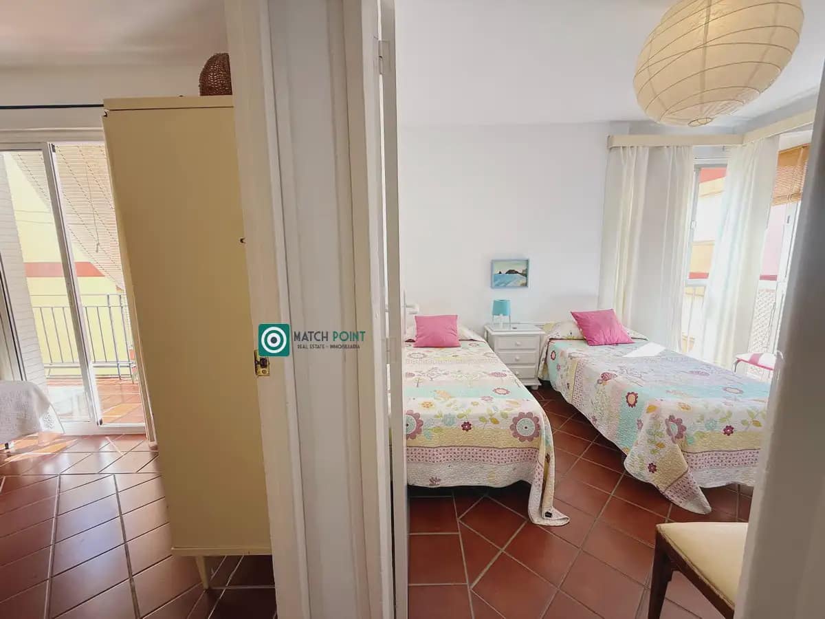Piso de 2 habitaciones en Almuñécar en alquiler - 700 € (Ref: 10100526)