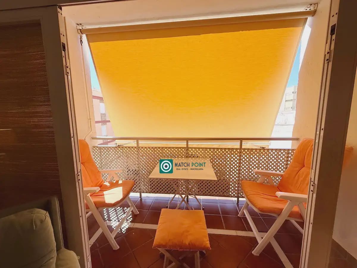 Piso de 2 habitaciones en Almuñécar en alquiler - 700 € (Ref: 10100526)