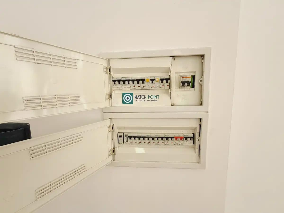 Kaupallinen vuokrattavana paikassa Almunecar - 900 € (Ref: 10130414)