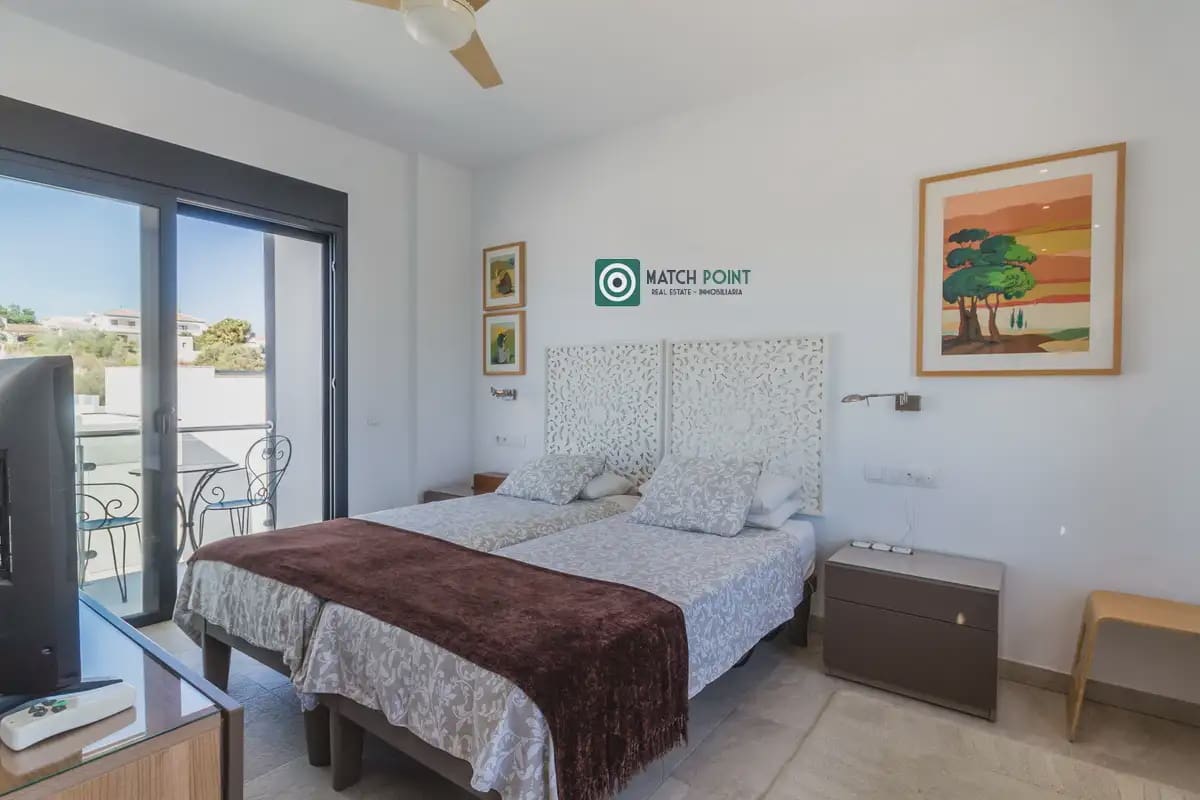 4 soveværelse Villa til salg i Nerja med swimmingpool garage - € 649.000 (Ref: 10133817)