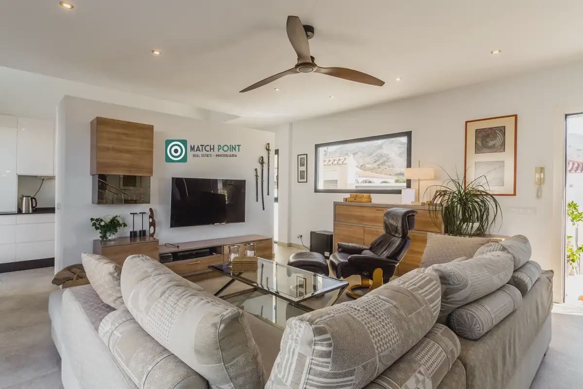 4 soveværelse Villa til salg i Nerja med swimmingpool garage - € 649.000 (Ref: 10133817)