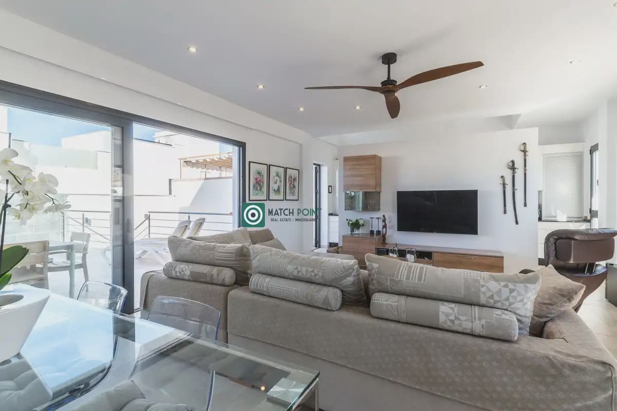4 soveværelse Villa til salg i Nerja med swimmingpool garage - € 649.000 (Ref: 10133817)