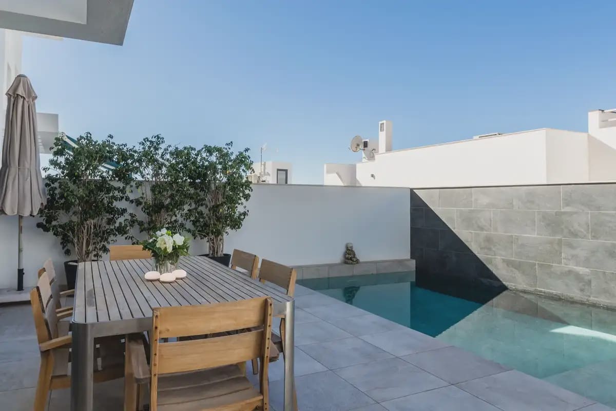 4 soveværelse Villa til salg i Nerja med swimmingpool garage - € 649.000 (Ref: 10133817)