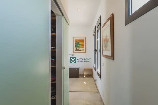 4 soveværelse Villa til salg i Avda Pescia - Ctra de Frigiliana, Nerja med swimmingpool garage - € 649.000 (Ref: 10133817)