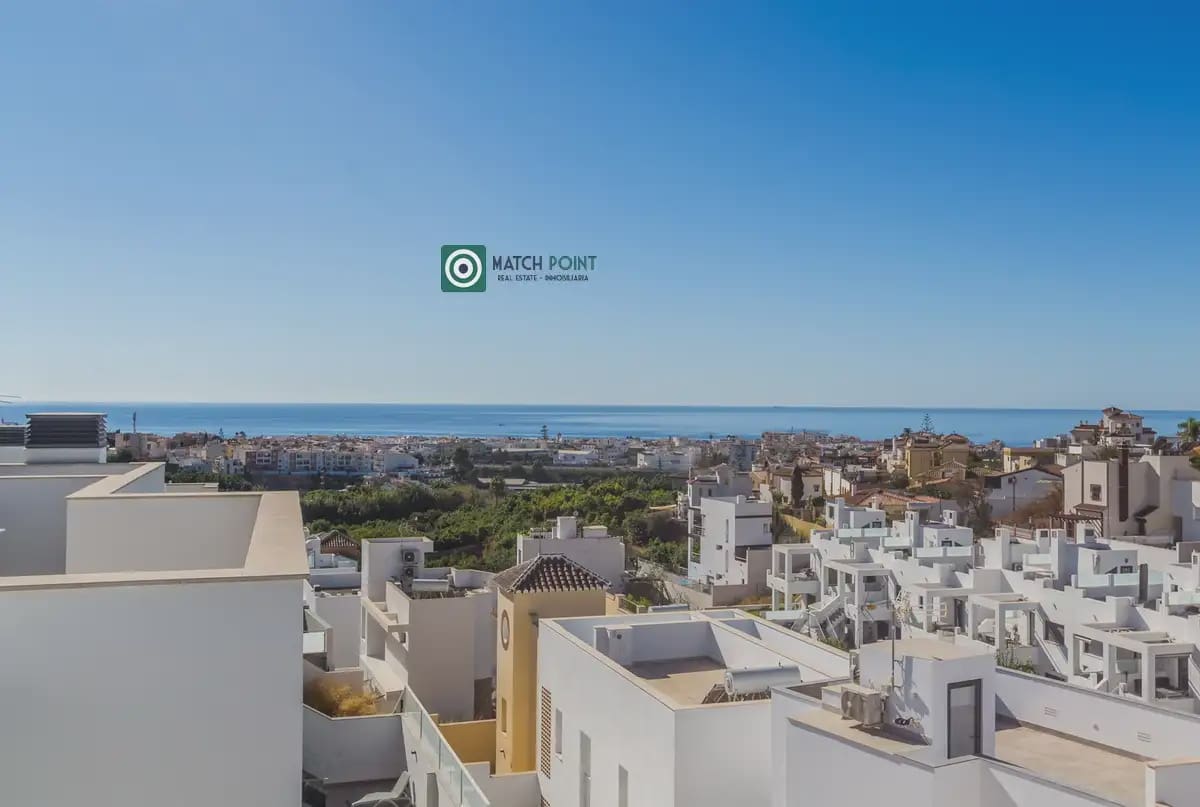 4 soveværelse Villa til salg i Nerja med swimmingpool garage - € 649.000 (Ref: 10133817)