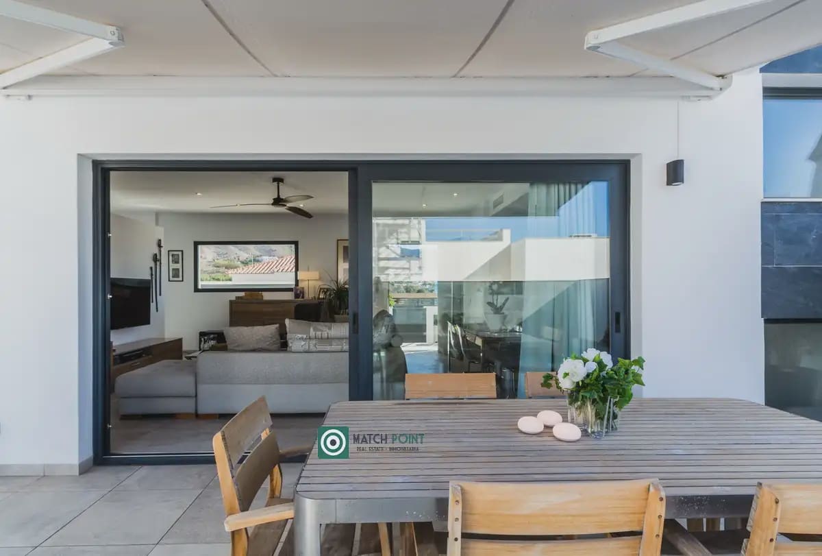 4 soveværelse Villa til salg i Nerja med swimmingpool garage - € 649.000 (Ref: 10133817)