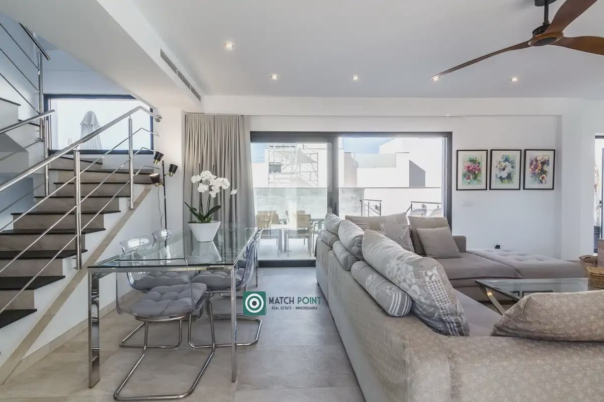 4 soveværelse Villa til salg i Nerja med swimmingpool garage - € 649.000 (Ref: 10133817)