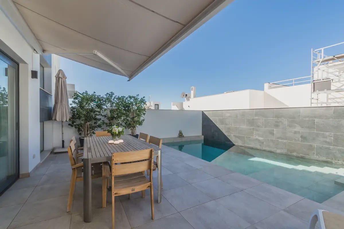 4 soveværelse Villa til salg i Nerja med swimmingpool garage - € 649.000 (Ref: 10133817)