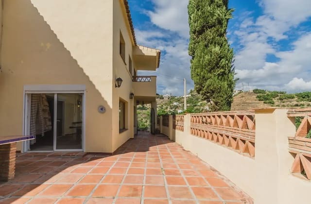 4 soveværelse Finca/Landehus til salg i Almuñécar - € 435.000 (Ref: 10170232)