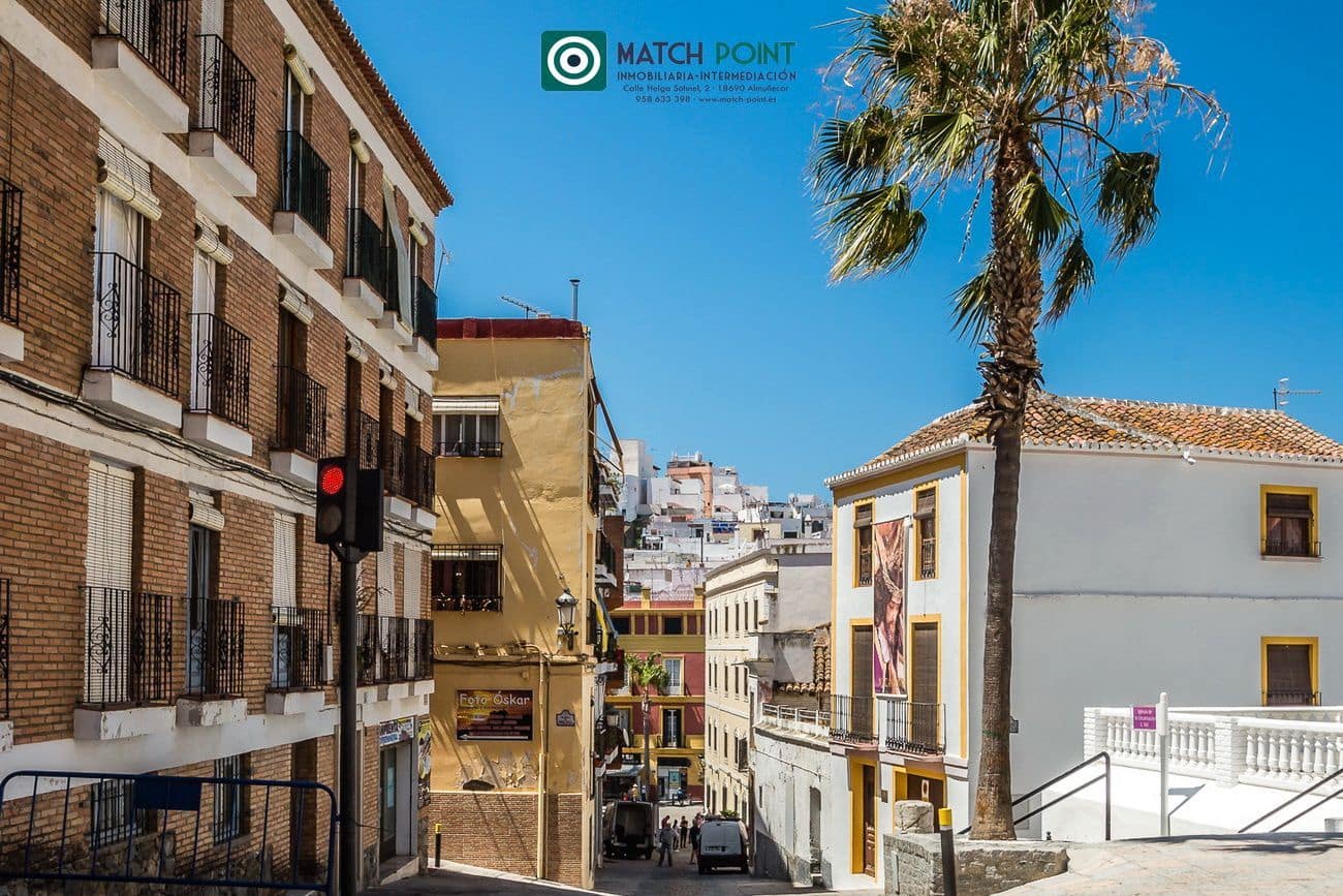 2 quarto Apartamento para arrendar em Almunecar com garagem - 675 € (Ref: 7348454)