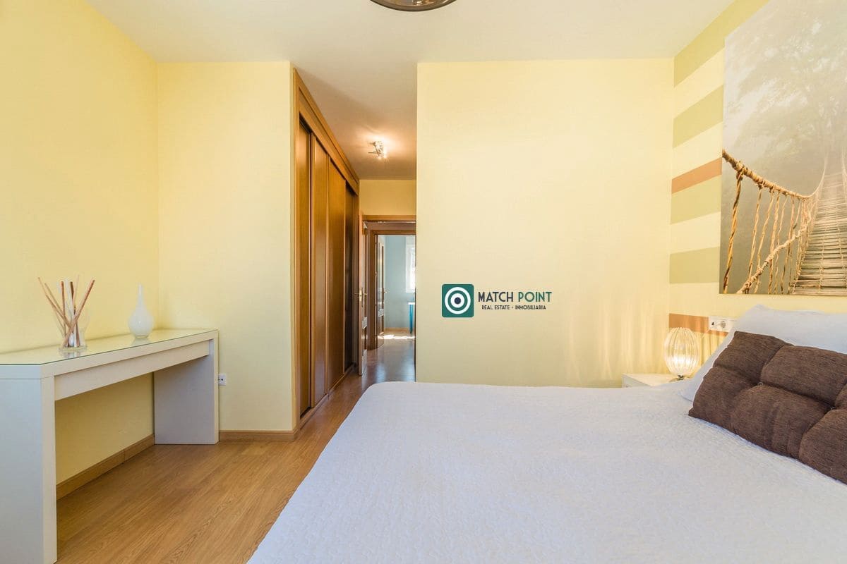 3 bedroom Semi-detached Villa for rent in Almunecar with pool garage - € 1,700 (Ref: 7527335)