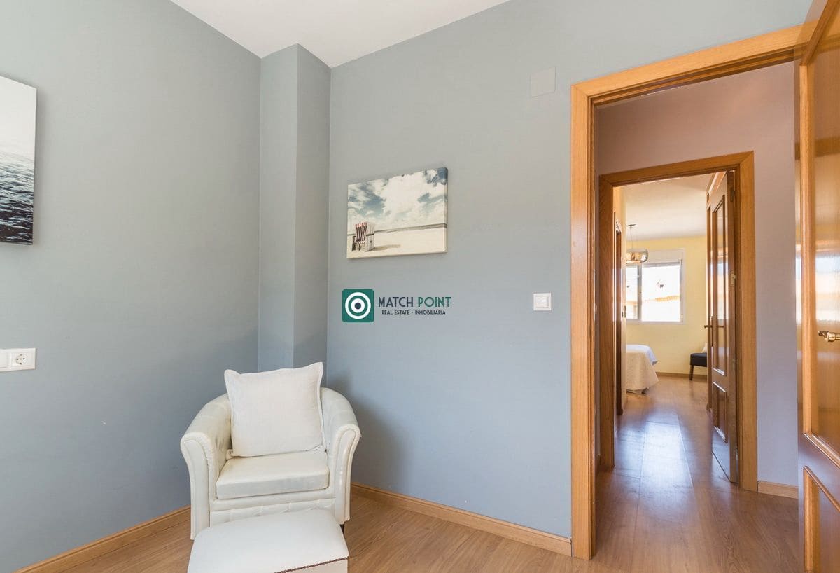 3 bedroom Semi-detached Villa for rent in Almunecar with pool garage - € 1,700 (Ref: 7527335)