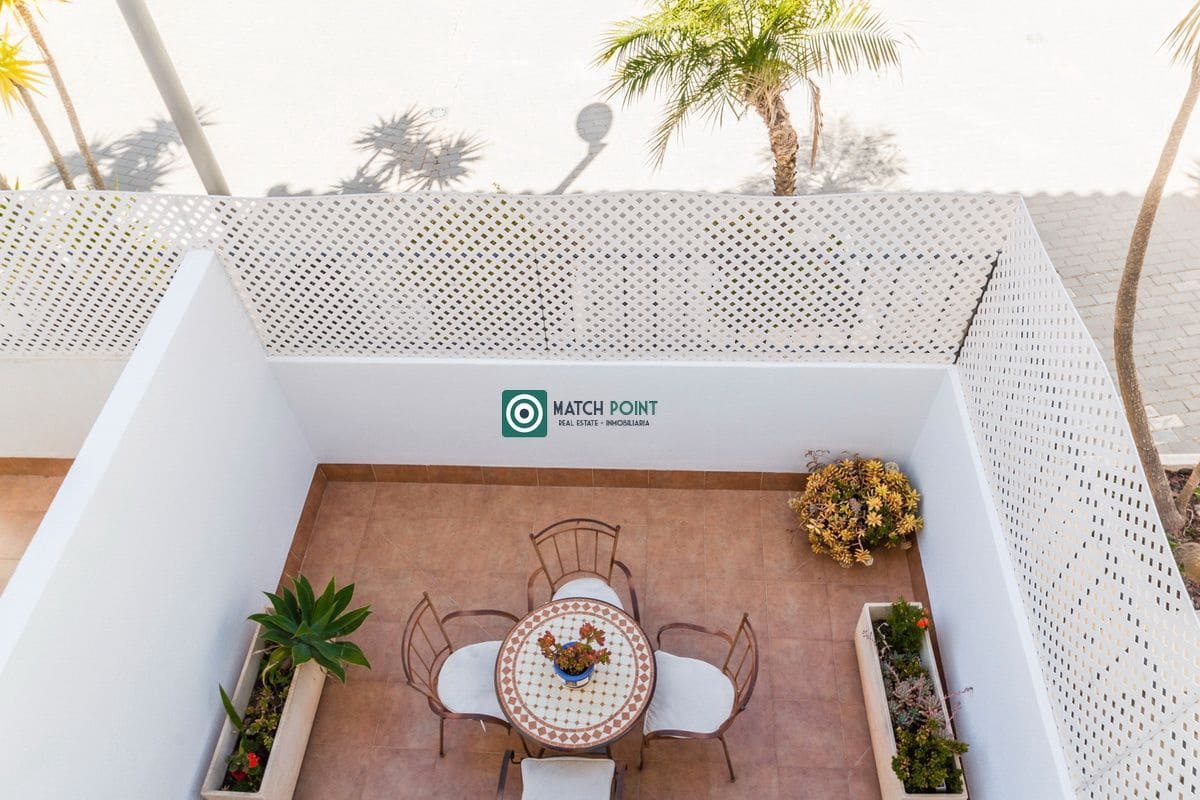 3 bedroom Semi-detached Villa for rent in Almunecar with pool garage - € 1,700 (Ref: 7527335)