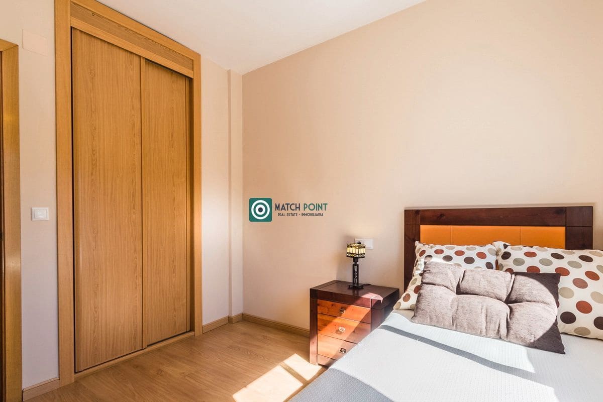 3 bedroom Semi-detached Villa for rent in Almunecar with pool garage - € 1,700 (Ref: 7527335)