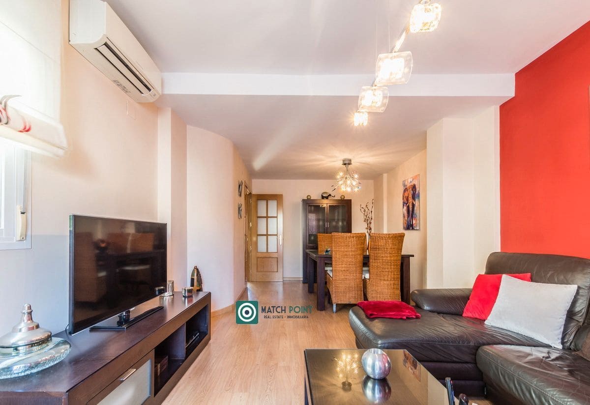 3 bedroom Semi-detached Villa for rent in Almunecar with pool garage - € 1,700 (Ref: 7527335)