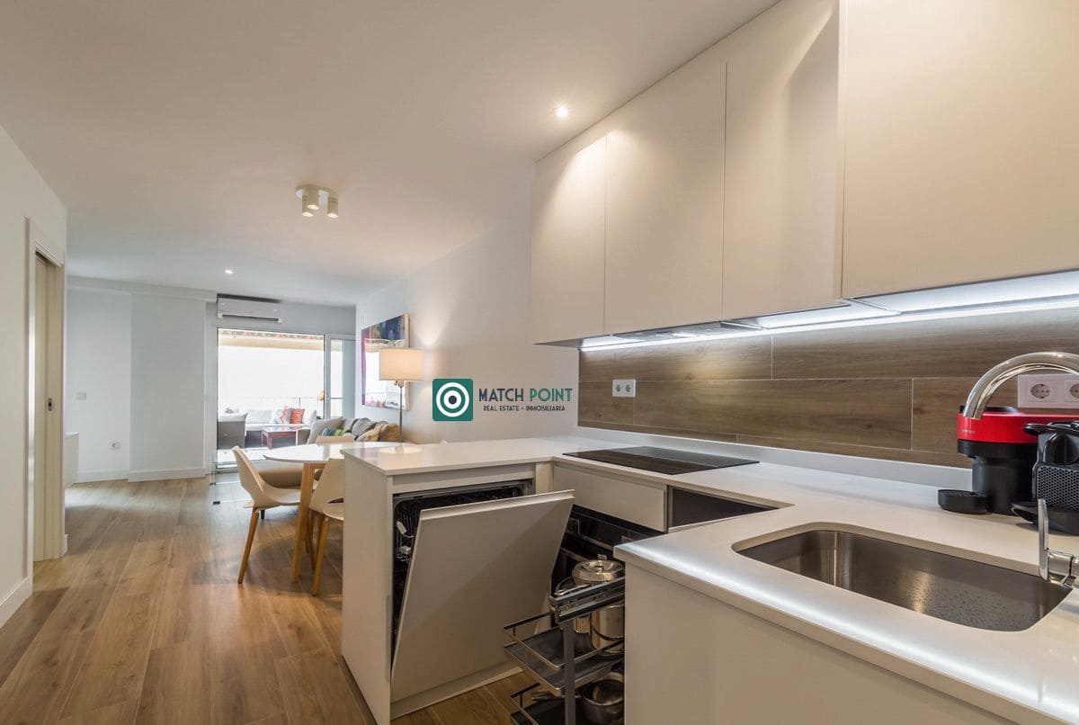 2 quarto Apartamento para arrendar em Almunecar com piscina - 1 000 € (Ref: 7539017)