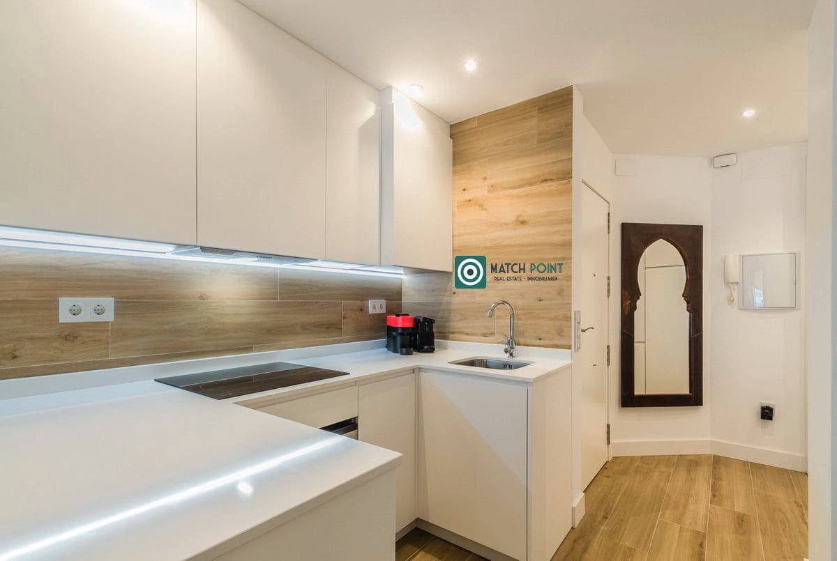 2 quarto Apartamento para arrendar em Almunecar com piscina - 1 000 € (Ref: 7539017)