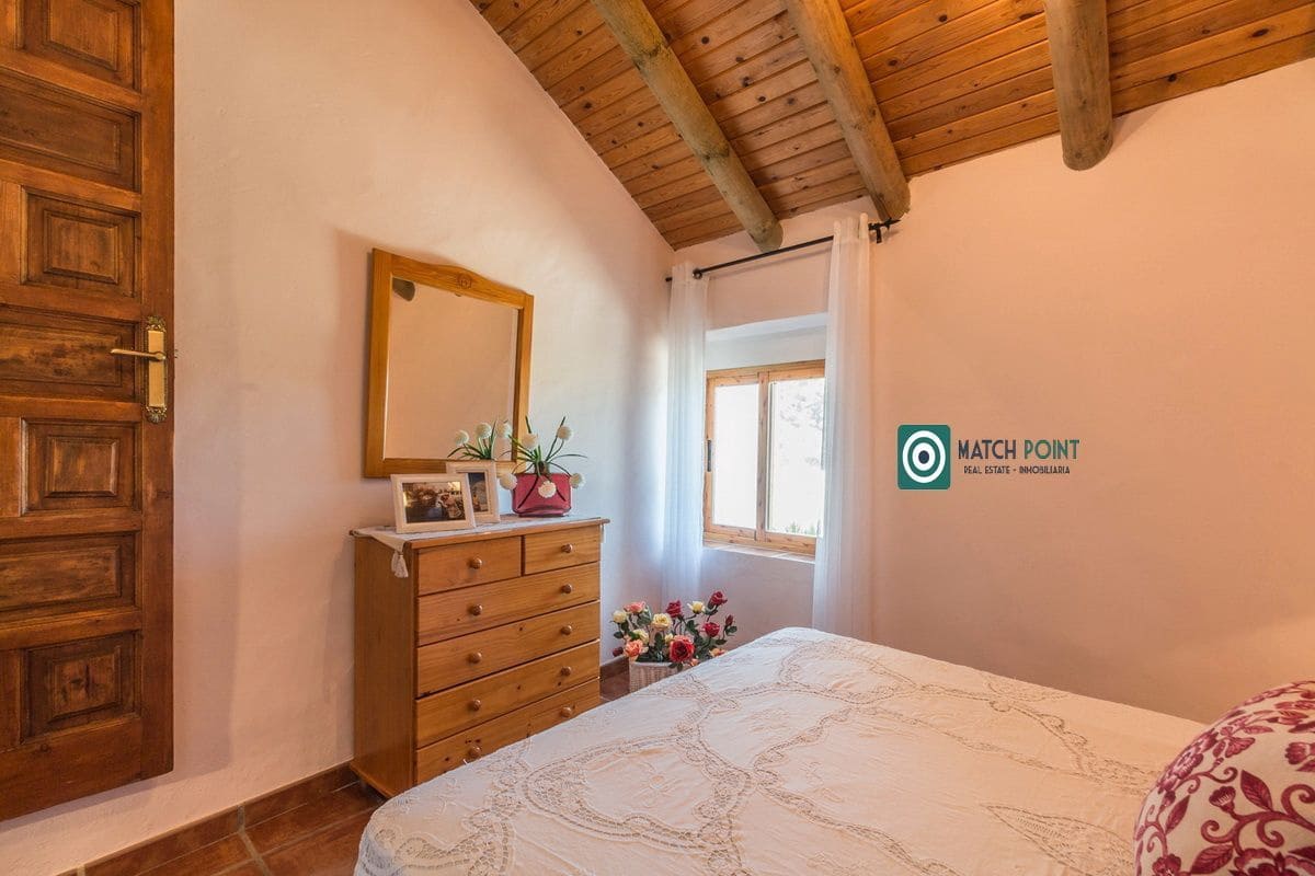 3 bedroom Finca/Country House for rent in Almunecar - € 900 (Ref: 7662883)