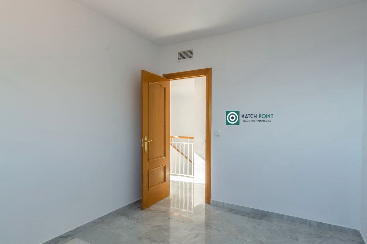 8 Zimmer Villa zu verkaufen in Almunecar - 700.000 € (Ref: 8069342)