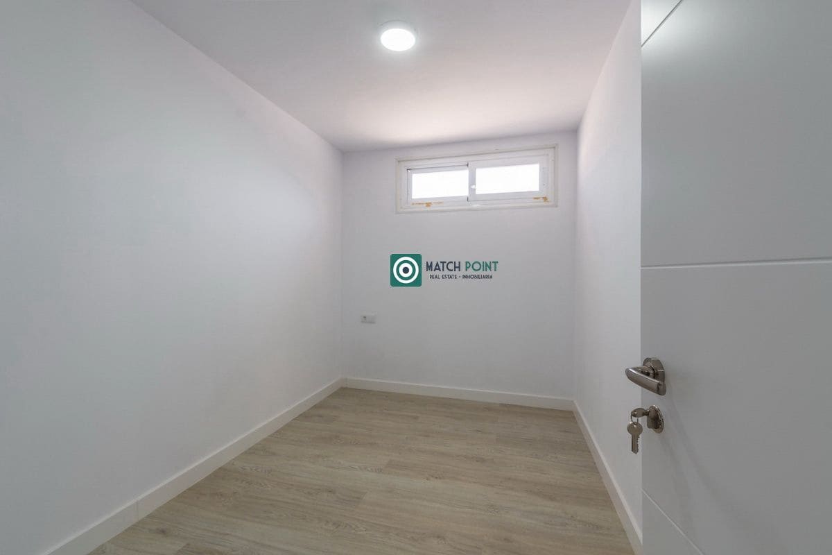 8 Zimmer Villa zu verkaufen in Almunecar - 700.000 € (Ref: 8069342)