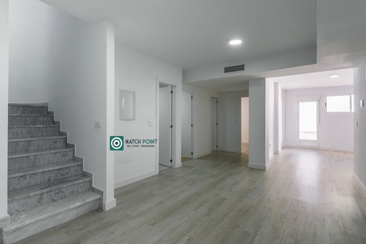 8 Zimmer Villa zu verkaufen in Almunecar - 700.000 € (Ref: 8069342)