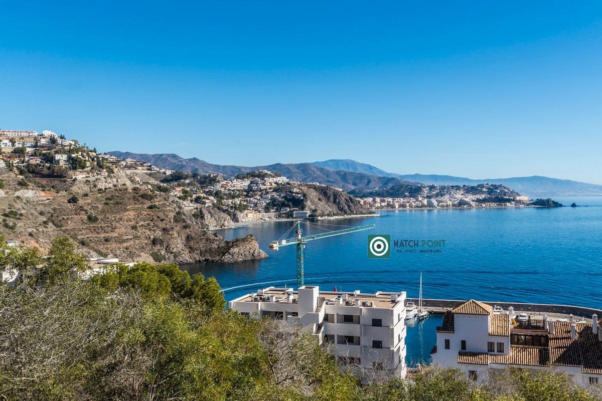 8 Zimmer Villa zu verkaufen in Almunecar - 700.000 € (Ref: 8069342)