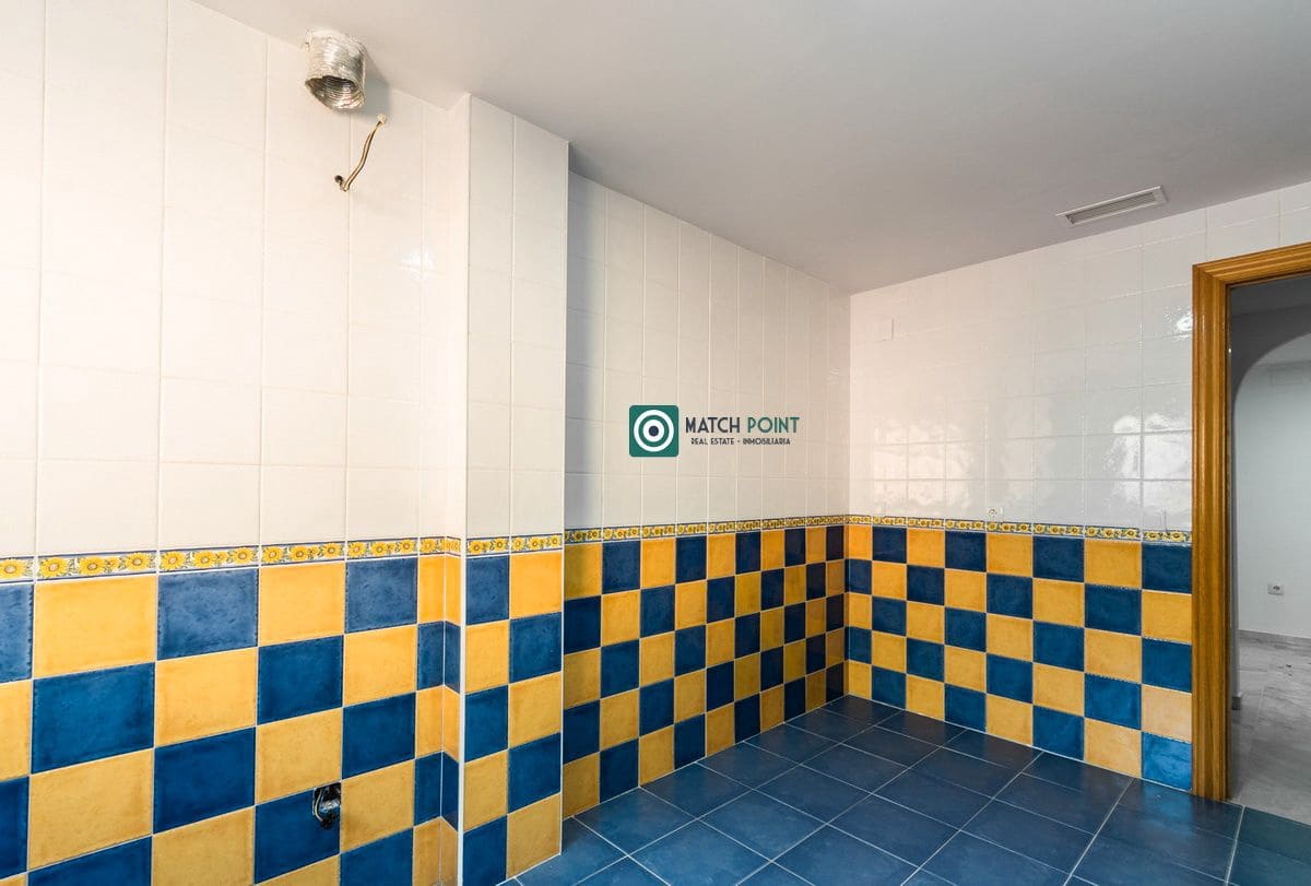 8 Zimmer Villa zu verkaufen in Almunecar - 700.000 € (Ref: 8069342)