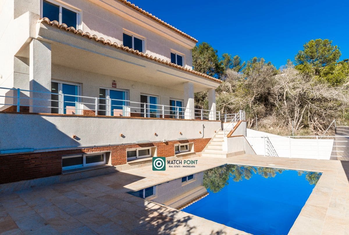 8 Zimmer Villa zu verkaufen in Almunecar - 700.000 € (Ref: 8069342)