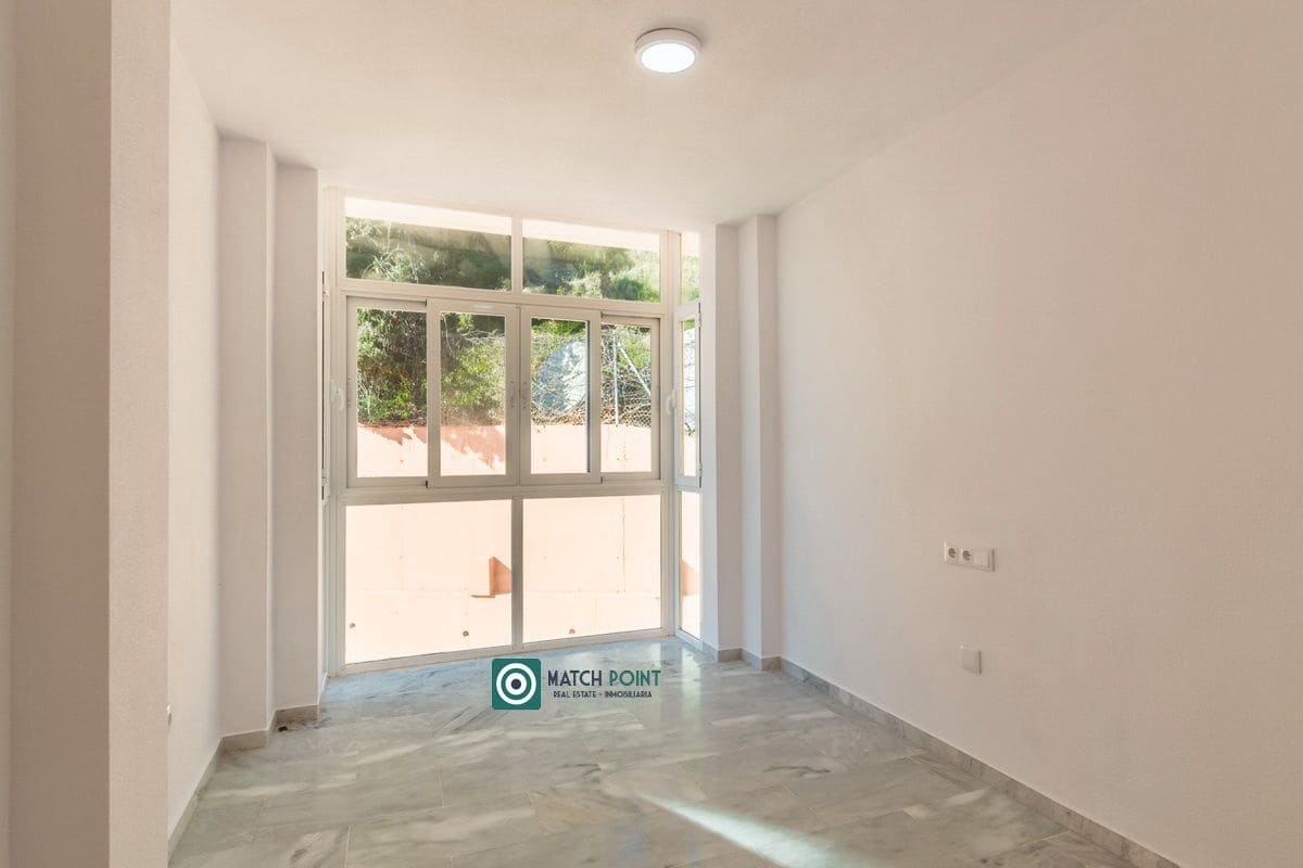 8 Zimmer Villa zu verkaufen in Almunecar - 700.000 € (Ref: 8069342)