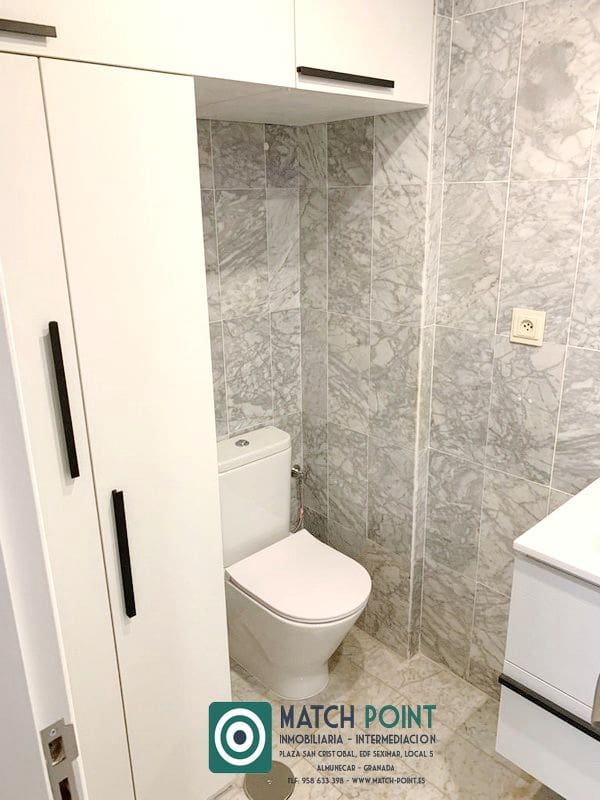 2 soveværelse Lejlighed til leje i Almunecar med swimmingpool garage - € 900 (Ref: 8240594)