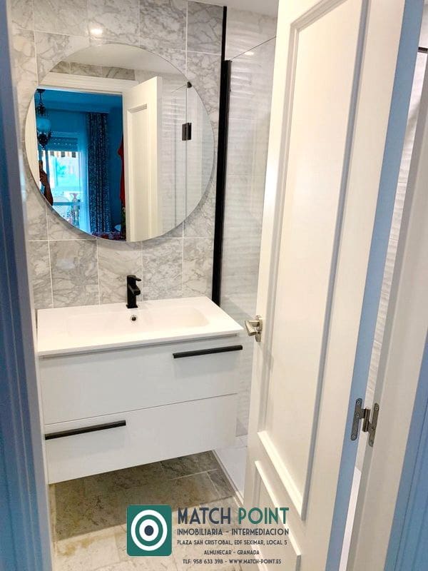 2 soveværelse Lejlighed til leje i Almunecar med swimmingpool garage - € 900 (Ref: 8240594)