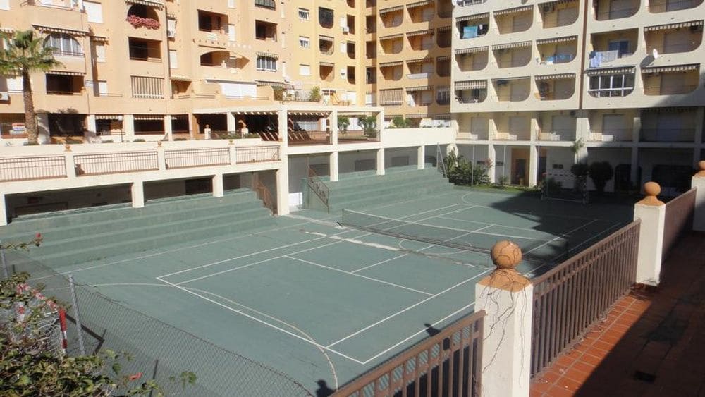 2 soveværelse Lejlighed til leje i Almunecar med swimmingpool garage - € 900 (Ref: 8240594)