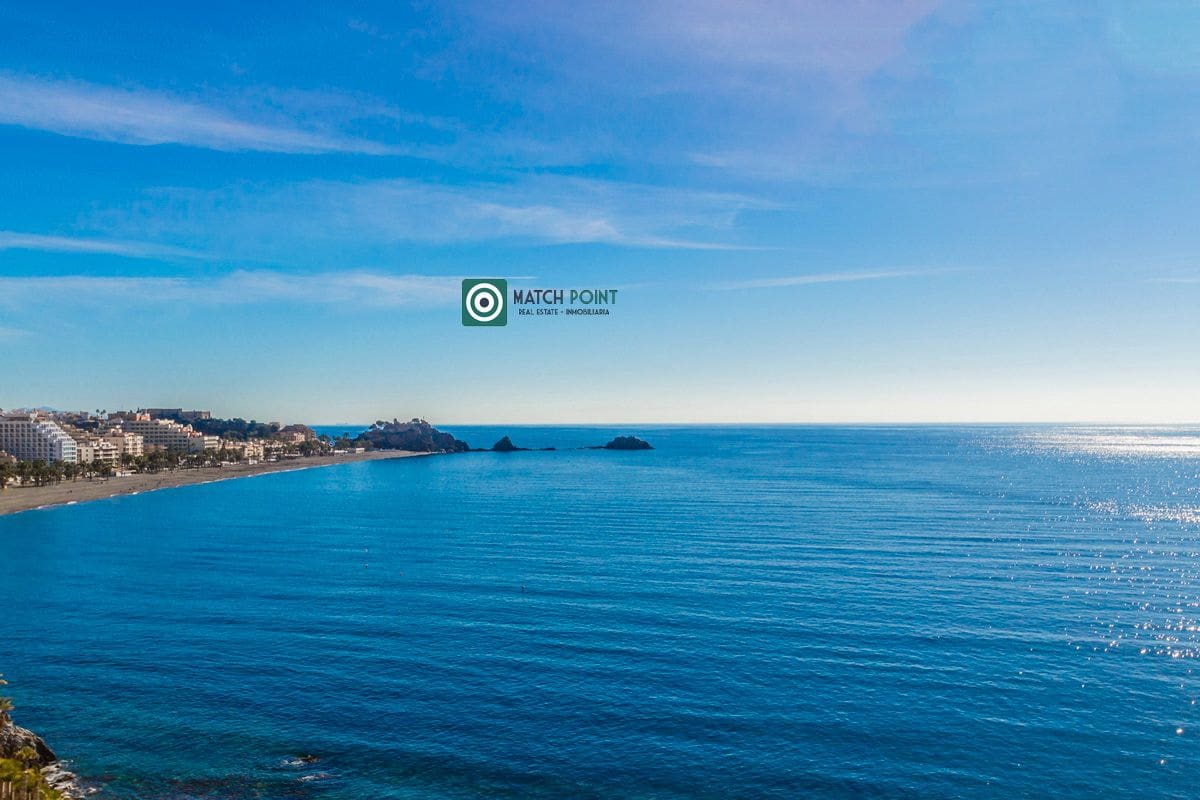 2 quarto Apartamento para arrendar em Almunecar - 1 100 € (Ref: 8240595)